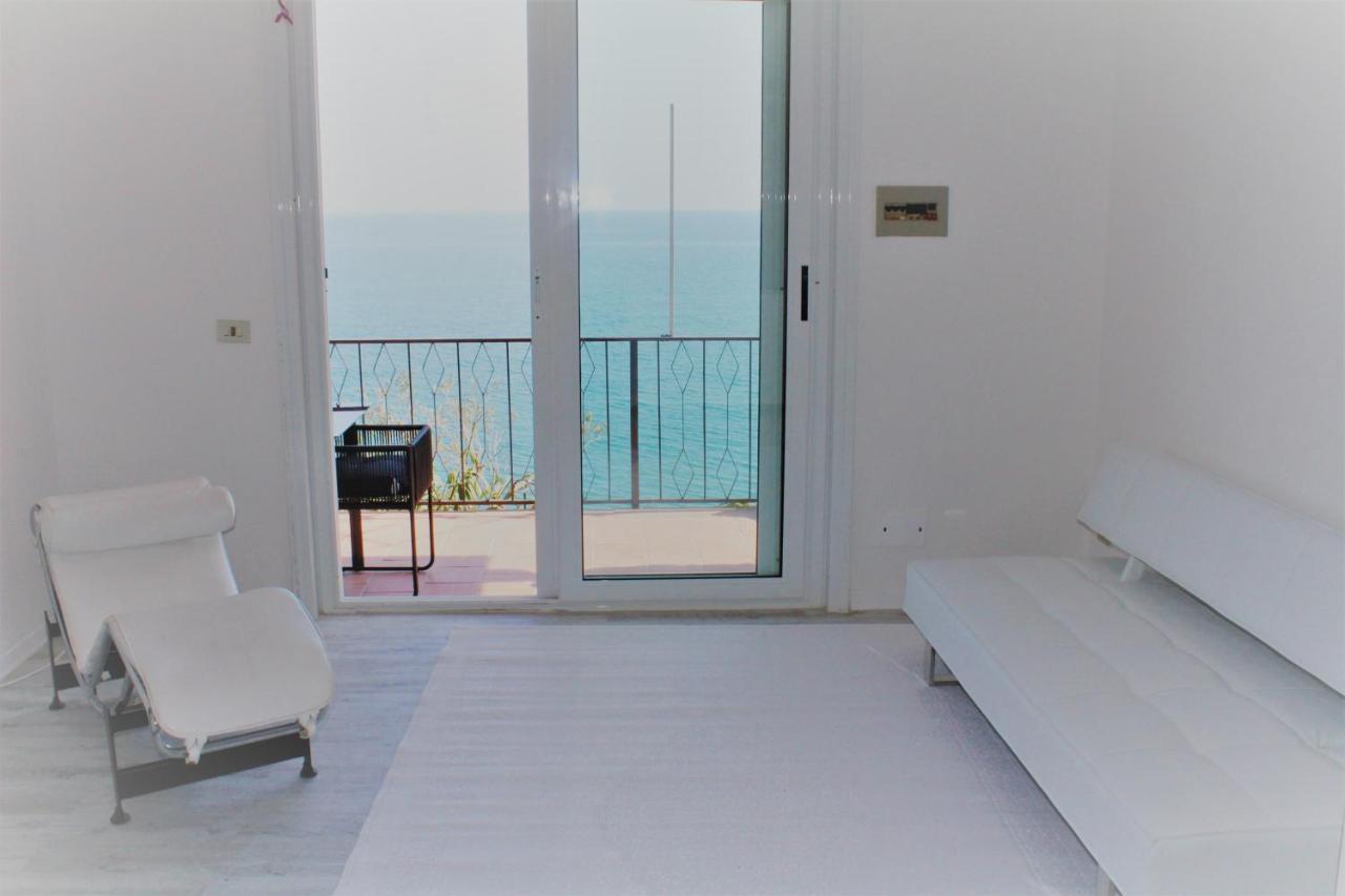 Conca Verde C21- Beach Front Little Villas Pool, Private Jacuzzi Sea View Marina dʼMarina dʼAndora 외부 사진